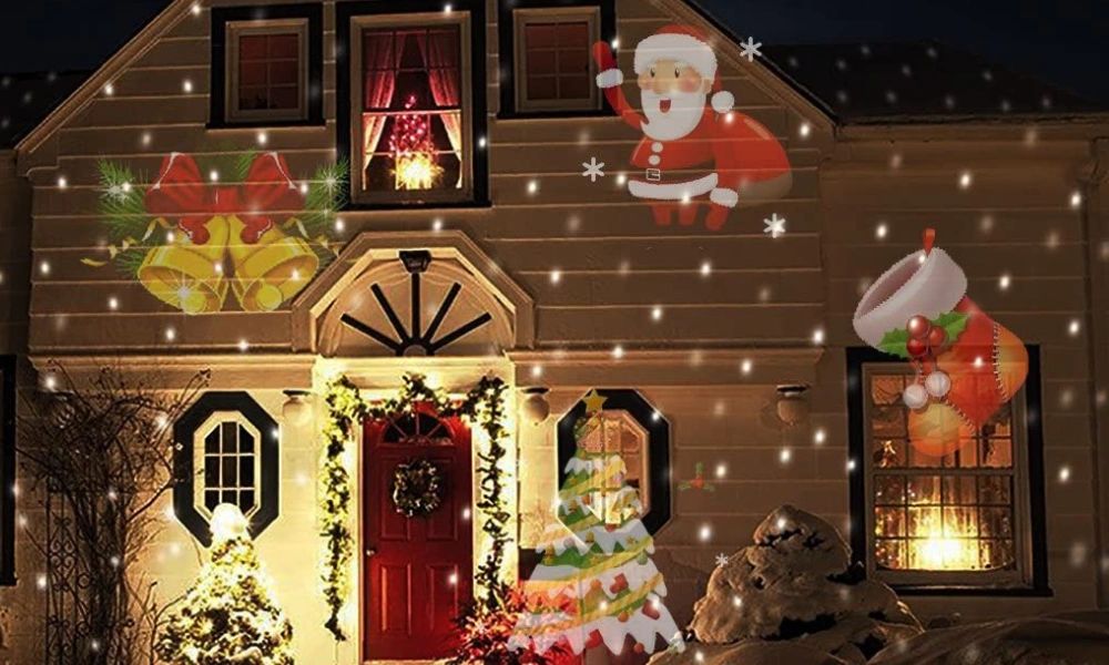 Should You Leave You Christmas Lights on Overnight?